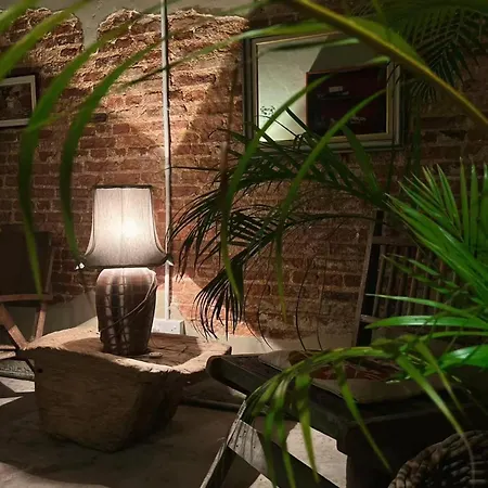 Bitterswiit Ladies Hostel